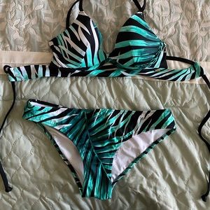 Victoria’s Secret PINK Tropical Leaves Swimsuit